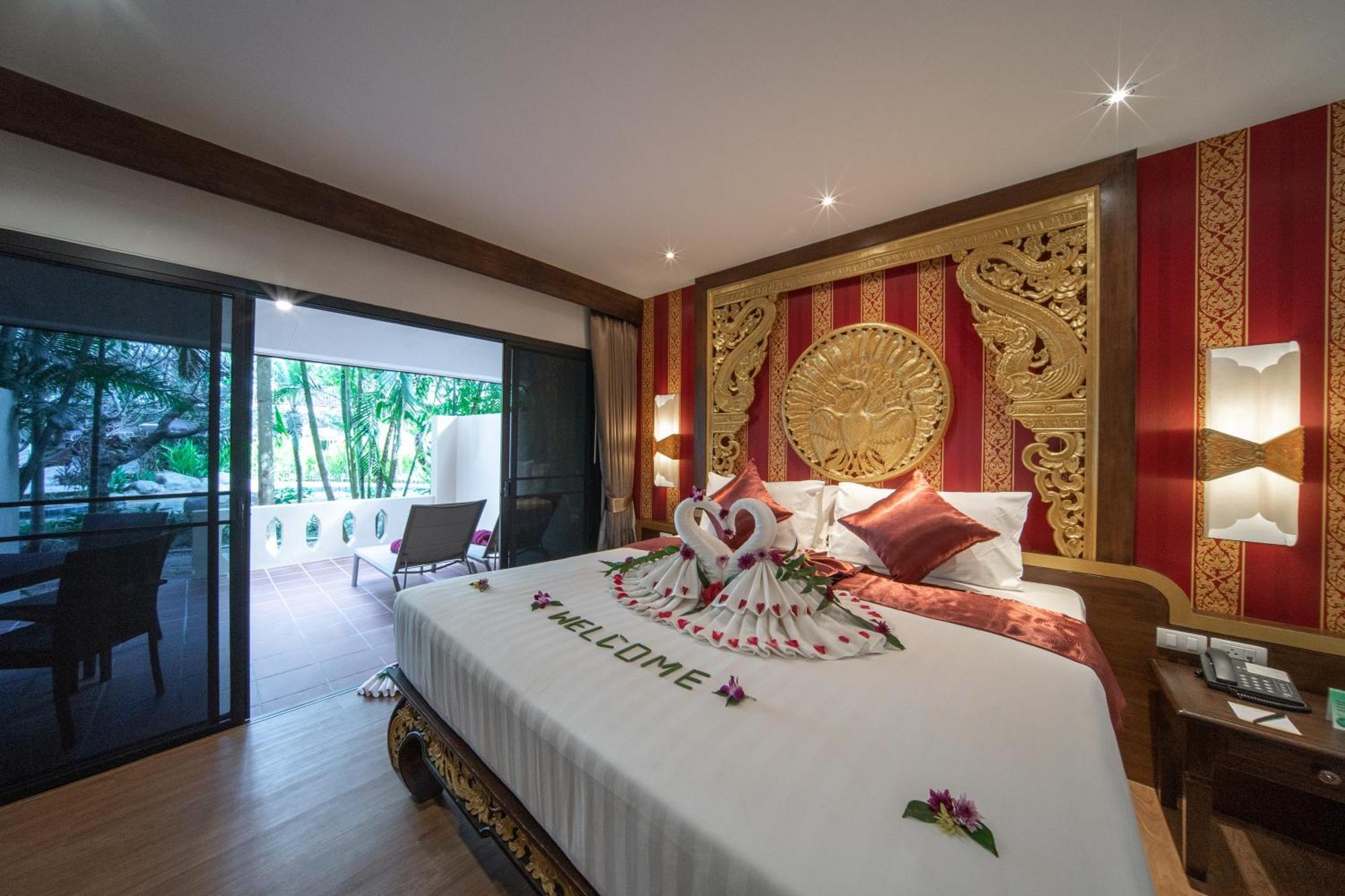 Kata Palm Resort & Spa Esterno foto